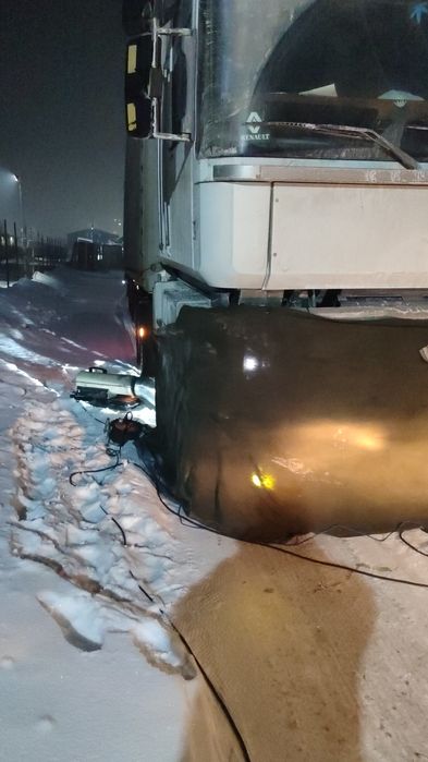 Отогрев фуры Олег. Работаем 24/7. Машка, подкурить 24 вольта. Воздух.