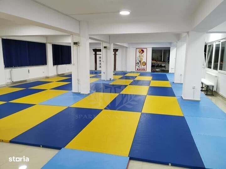 Spatiu Comercial//Birouri//Piata Victoriei//Bloc Mercur