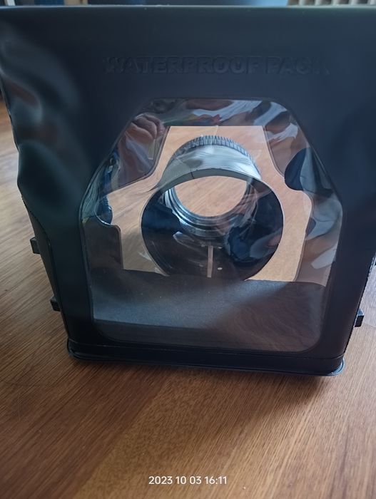 Carcasa protectie sbacvatica pentru DSLR