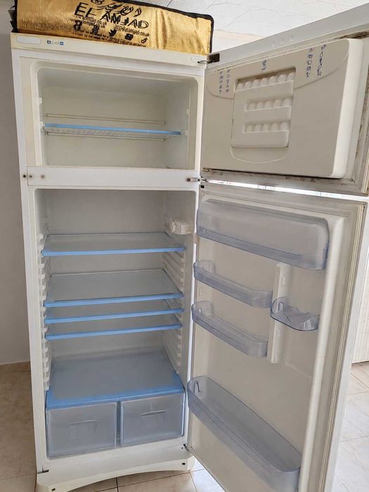 Frigider Indesit – perfect funcțional – 600 lei