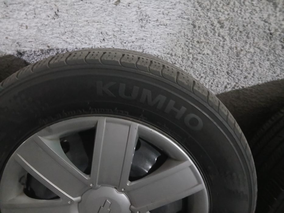 Продаётся Автошины диски и колпаки !!!