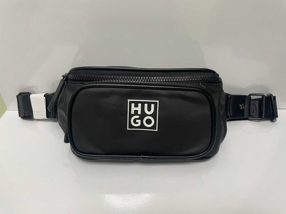 Нови мъжки чанти HUGO by HUGO BOSS за през рамо тип банан