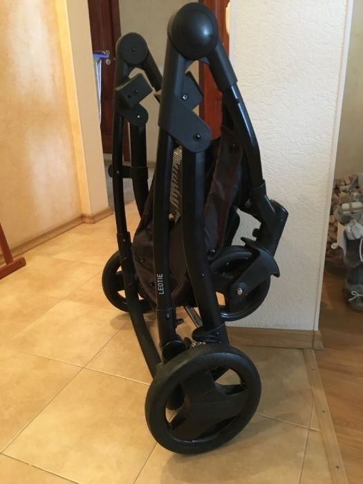 Продам коляску cbx