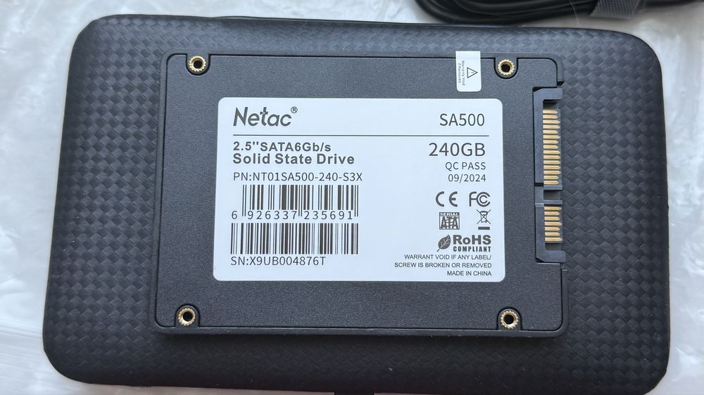 Срочно! Продам SSD 240gb