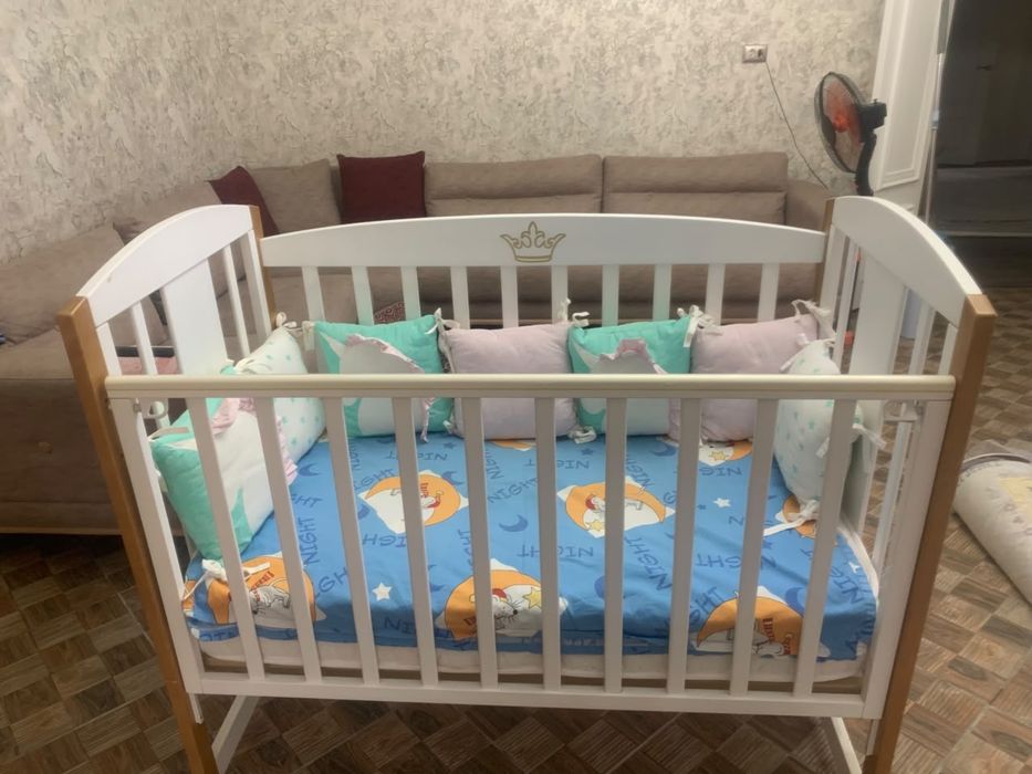 Детская кроватка