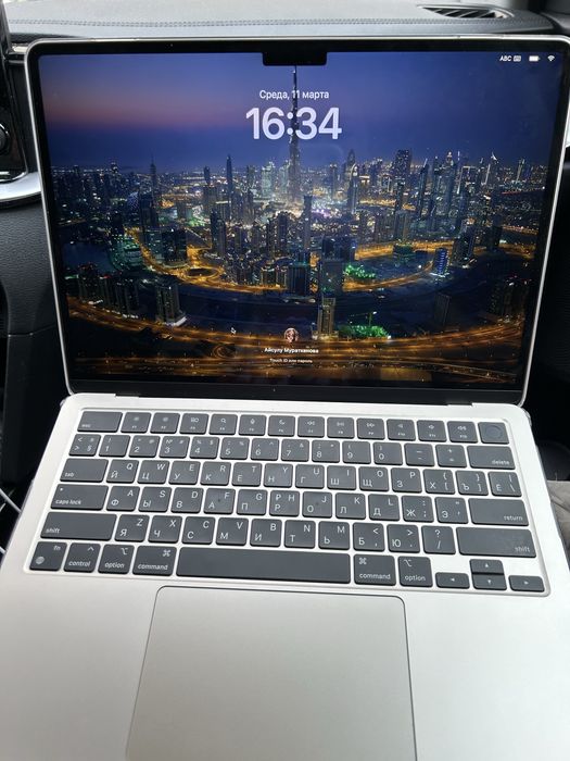 MacBook Air M4 13, 16/256, Starlight