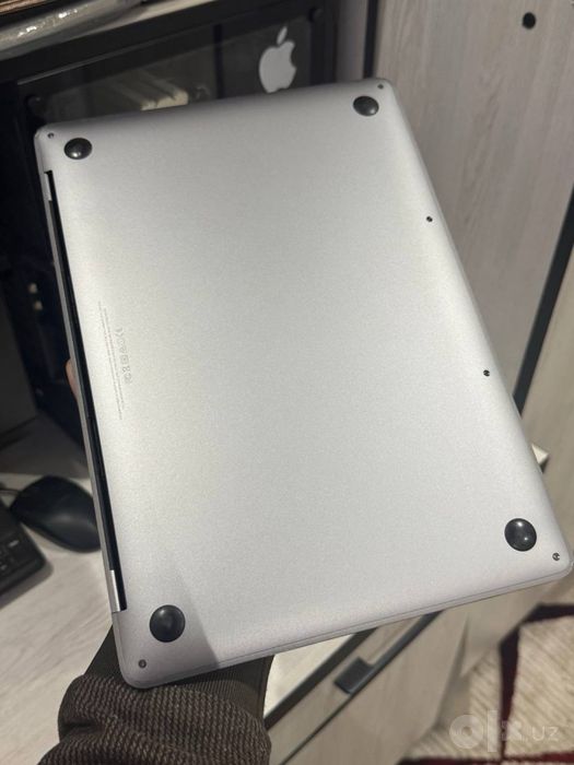 МасВook Pro 13" 2017, і5 2.3 GHZ, 8 GB RAM, 256 GB SSD