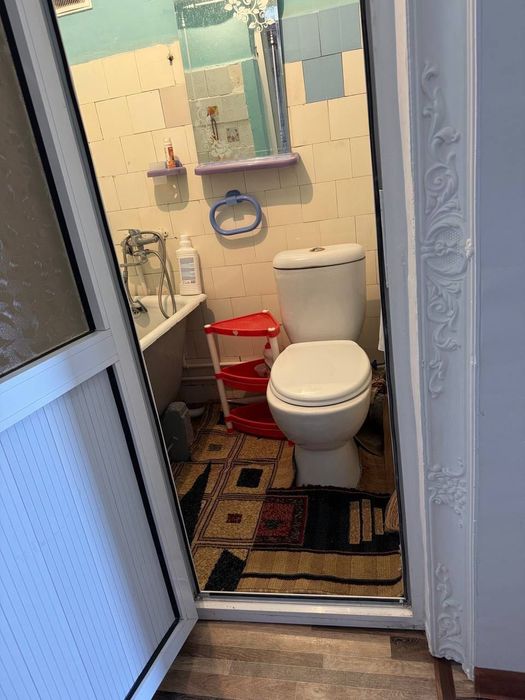 Сдается 1 комнатная квартира
С обстановкой
В горде Алмалыке