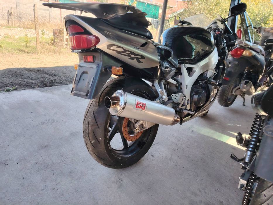 Honda CBR 919 на части