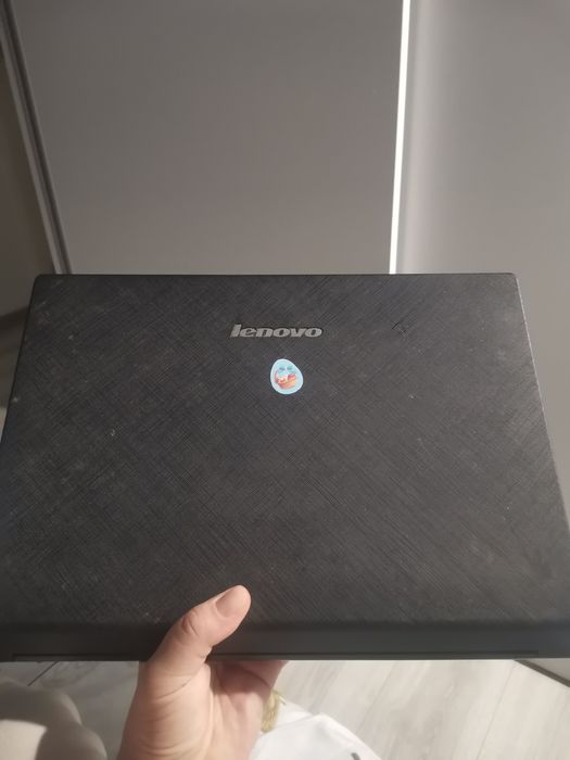 Vand Laptop Lenovo
