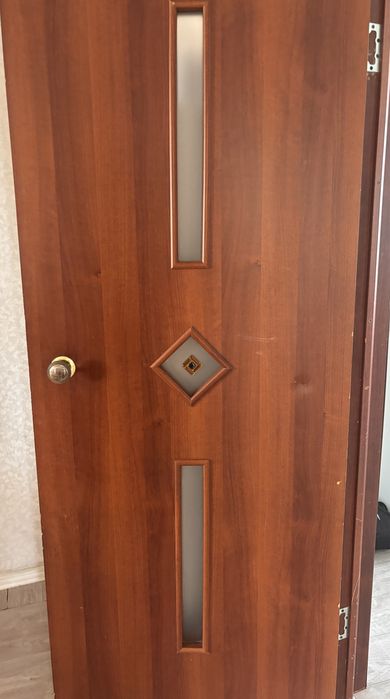 Продам двери состояний хорошие