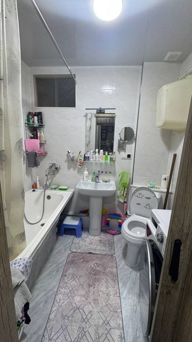 Продаю 2-ух комнатную квартиру