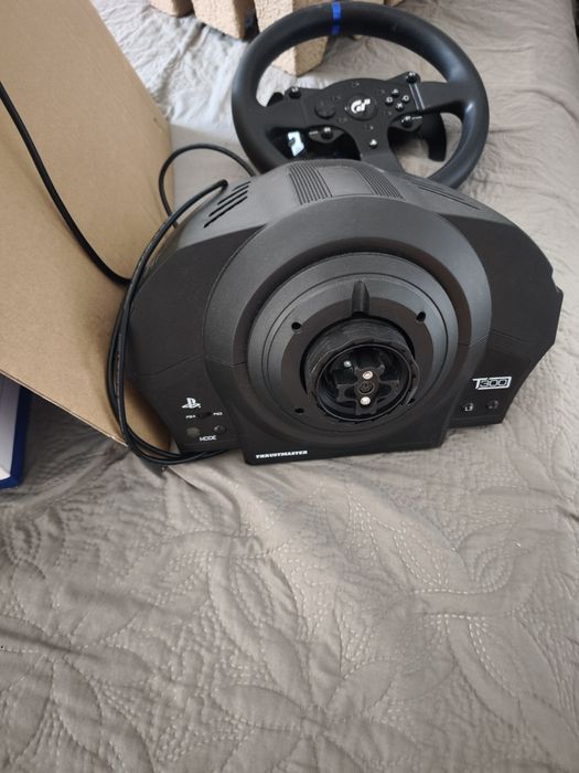 Thrustmaster T300 Rs edition