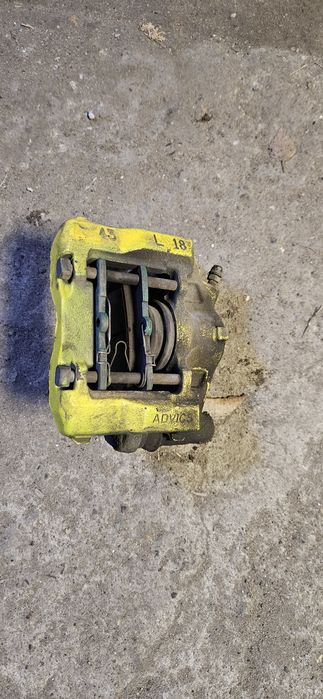 Продам левый суппорт