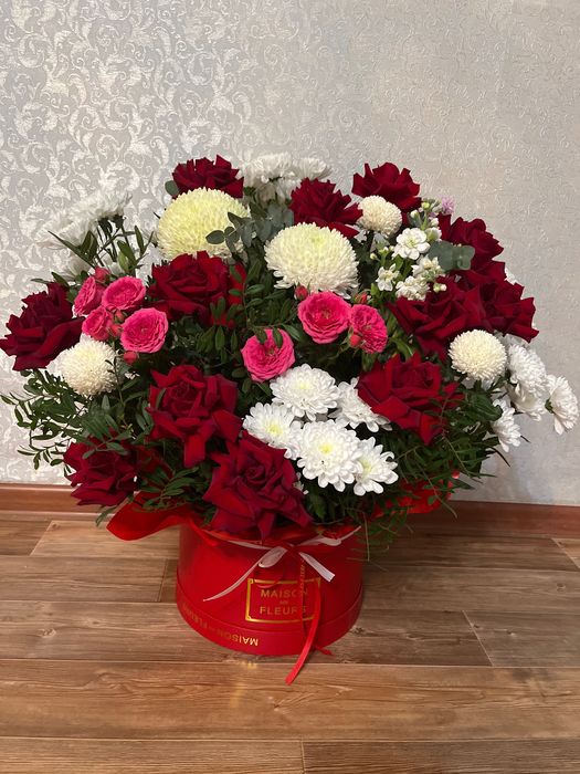 Шикарный букет свежие цветы