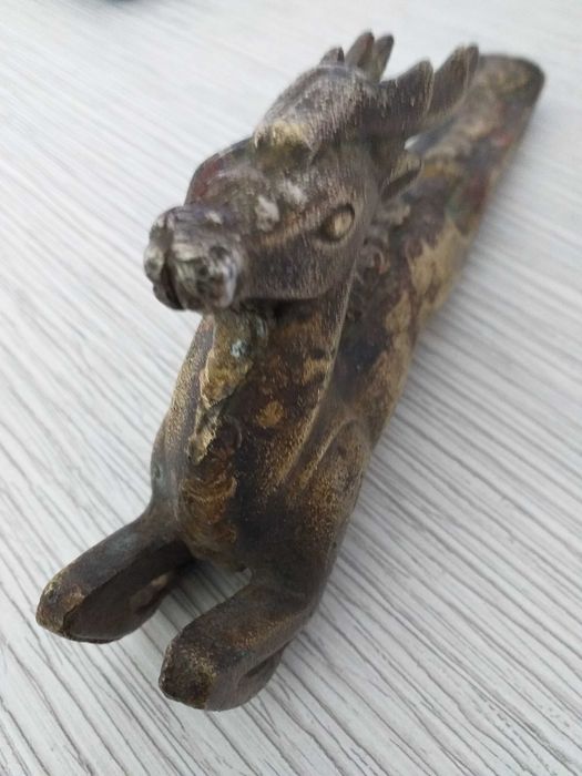 Емблема на волга еленче