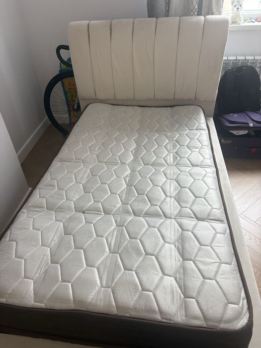 Продам кровать б/у