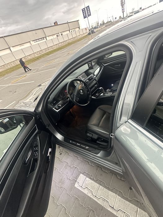 Vand bmw f10 automata,  navi mare , 4 mii bagati acum 5 luni in ea
