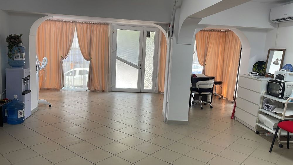 Vând spațiu comercial Tulcea