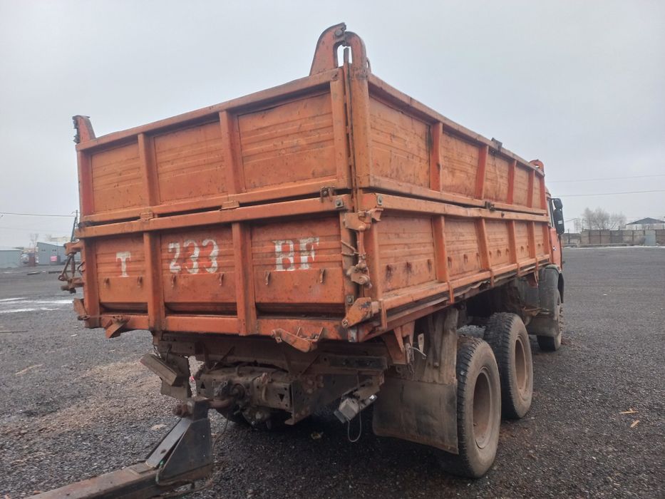 Камаз без двигателя .