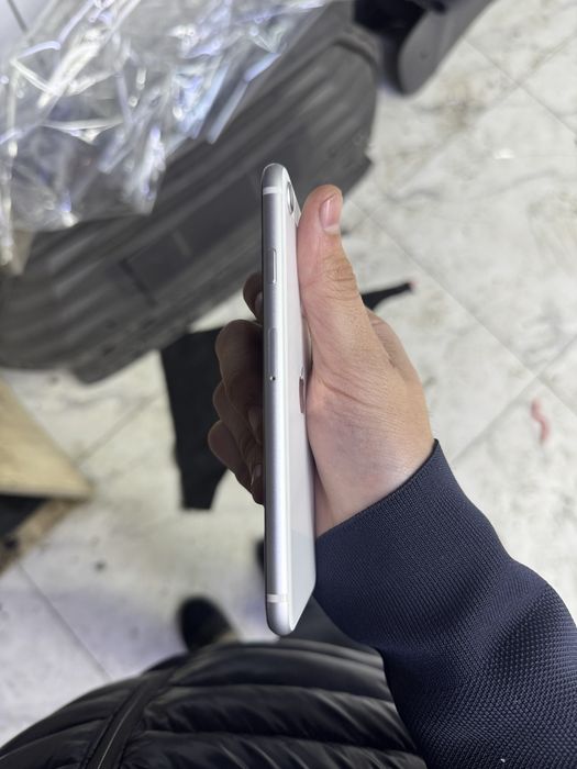 Iphone SE 2020 айфон SE 128