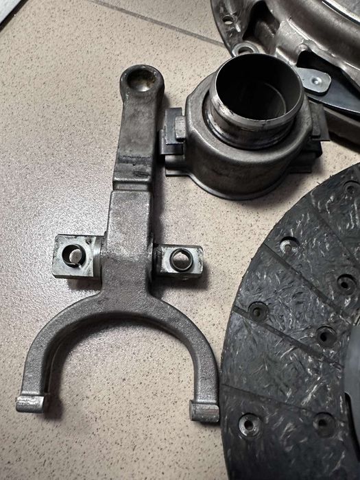 Комплект съединител с маховик за Iveco