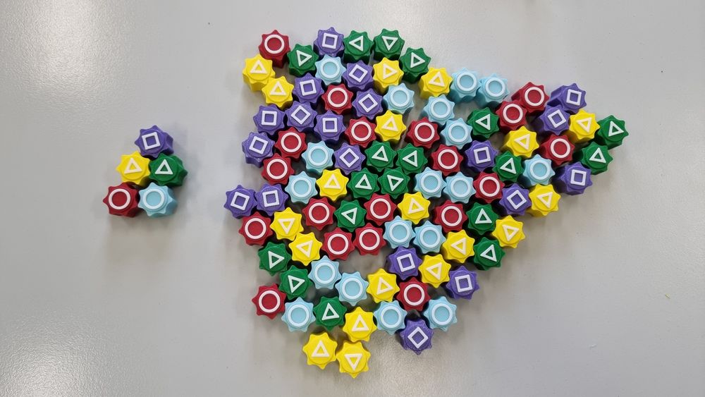 Squid game Гонги игра с топчета зарчета, дакджи, ddakji скуид гейм