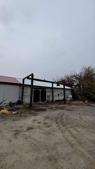 Сдаётся холодное помещение-200м2