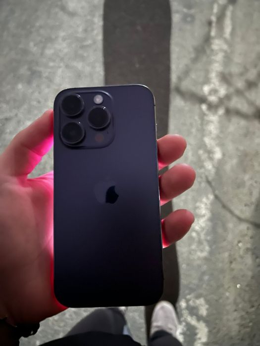 Vând iPhone 14 pro