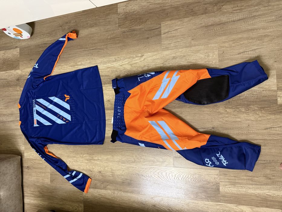 Мото крос/Ендуро екип Thor Futura XL