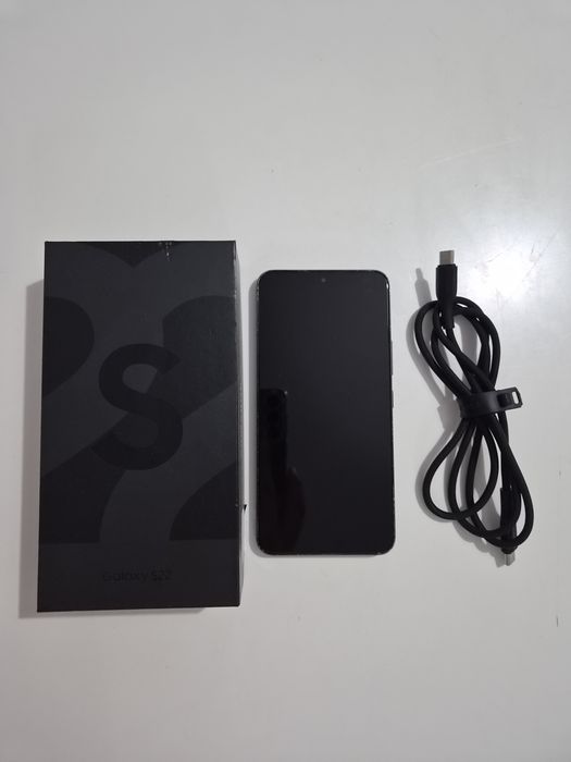 Samsung Galaxy S22 5G 128GB / 8GB RAM Phantom Black Full Box