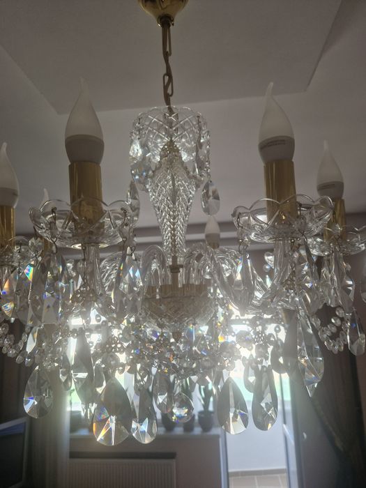 Люстра для гостиной