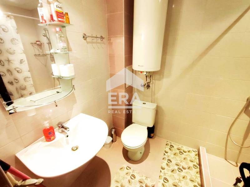 Продава се Двустаен апартамент в Варна, м-т Траката - 70 кв.м за 1358 €/кв.м - Снимка #6