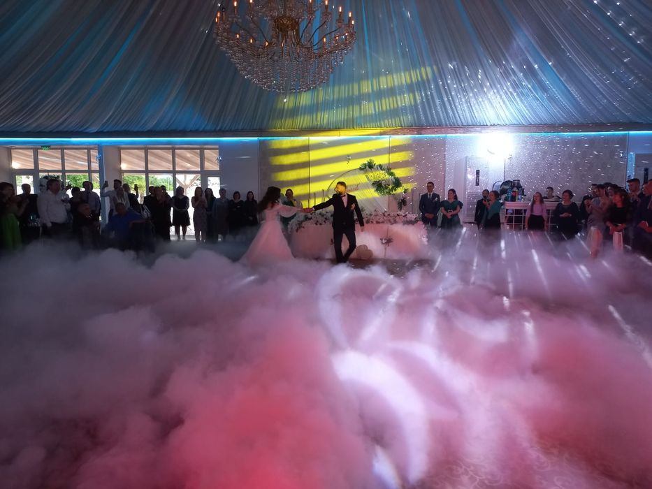 Fum greu pentru dansul mirilor (gheata carbonica)