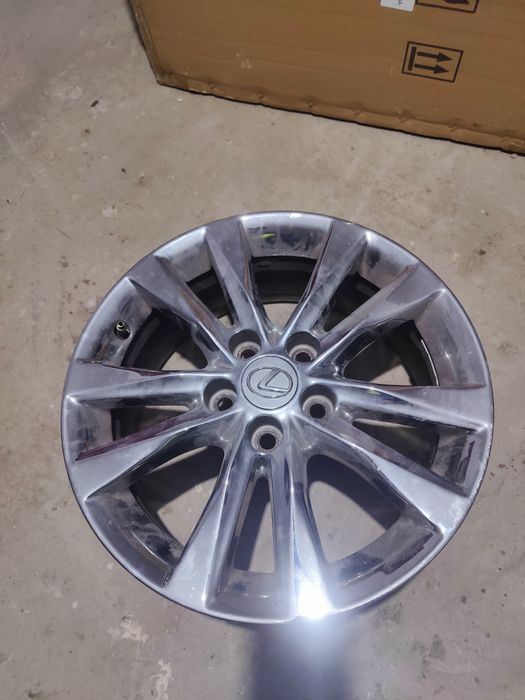 Родные хром Диски от Лексус R17.