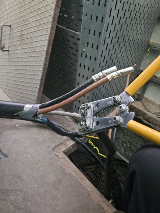 Executam instalatii electrice