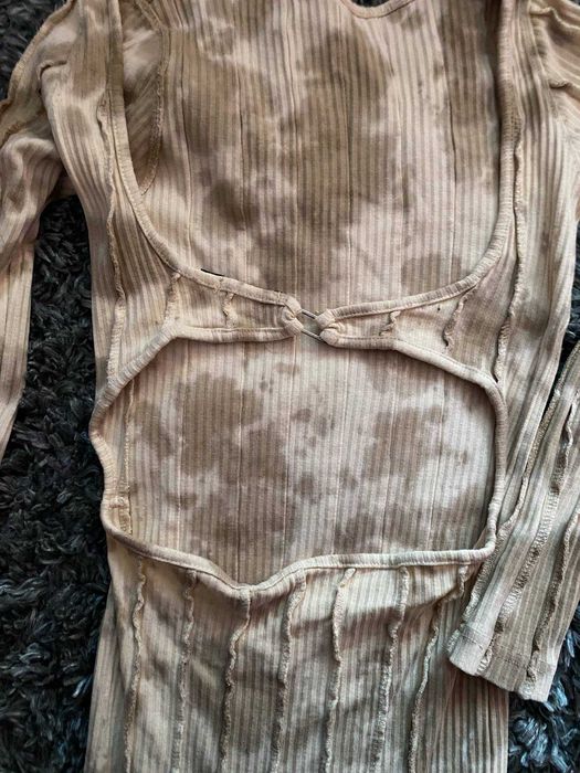 Рокля от Prettylittlething