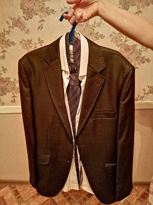 Костюм комплект новый смокинг