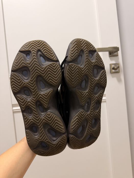 кроссовки adidas yeezy 700 V3