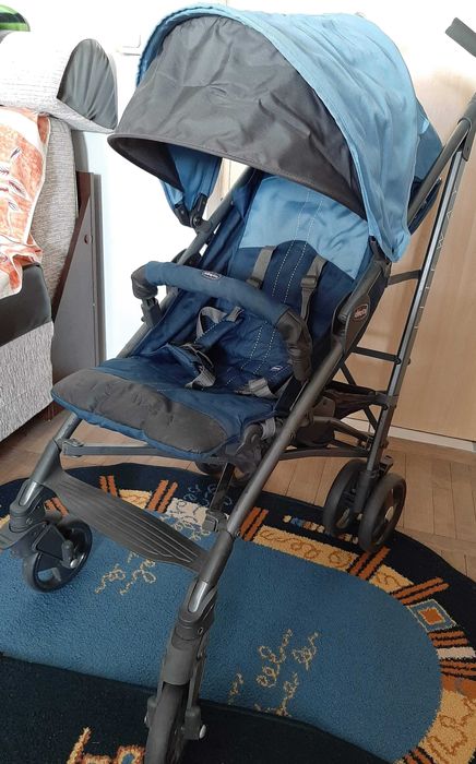Cărucior sport Liteway Chicco cu închidere tip umbrelă si usor(7kg)