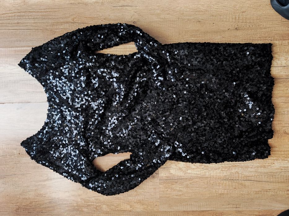 Рокля с пайети размер S