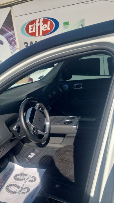 Lixiang L7 2024 — 7