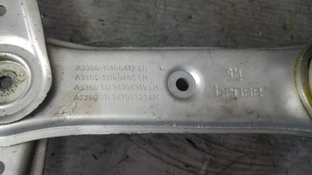 macara cu motoras stanga fata opel astra h 13100417lh 13101480lh
