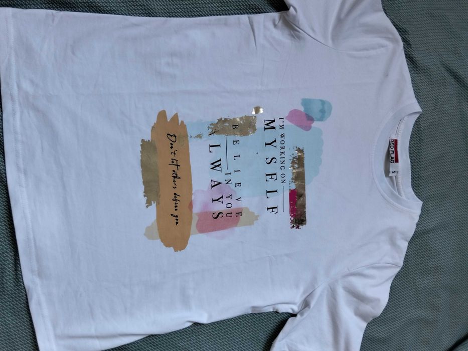 Футболка женская