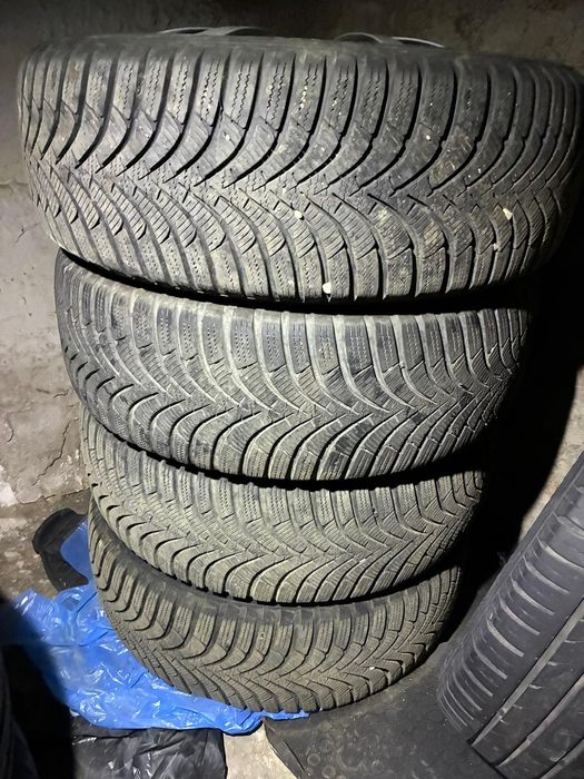 Roti iarna cauciucuri cu jante 205 55 16 petru gama vag  skoda  seat.