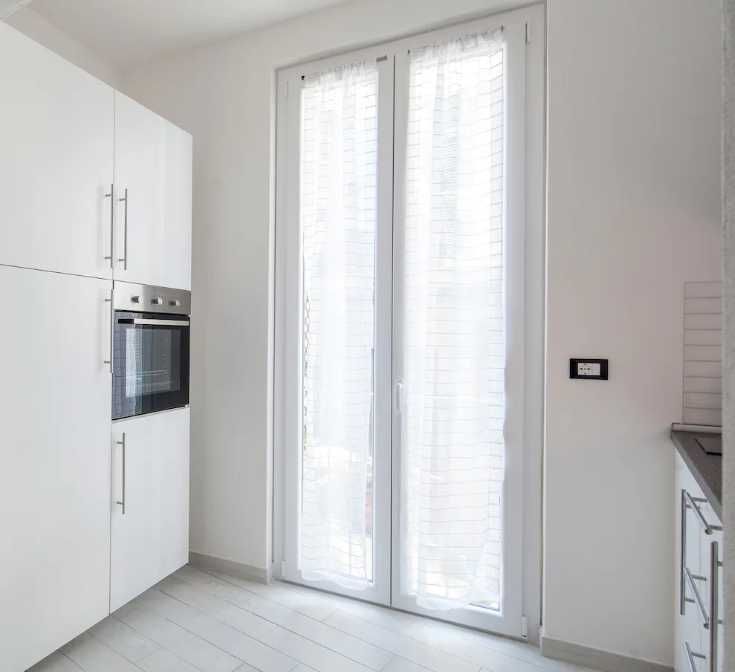 Дава се под наем Тристаен апартамент в Пловдив, Мараша - 89 кв.м за 311.1 € - Снимка #2