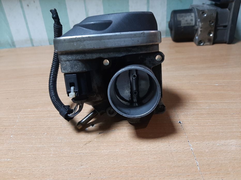 Голф 4 1.4.16v на части