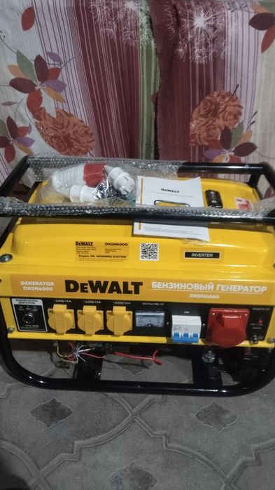 Генератор   Dewalt