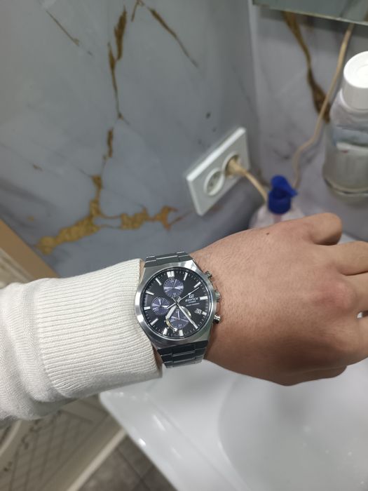 Продам часы мужские