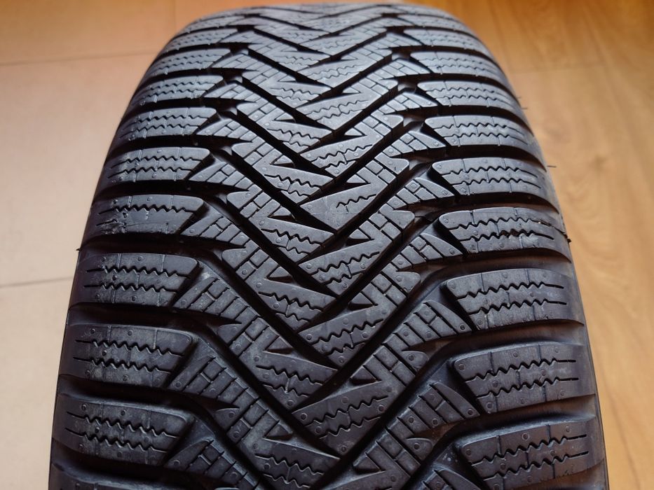 зимни гуми 205 55 16 LAUFENN (Hankook ) , 4 бр.